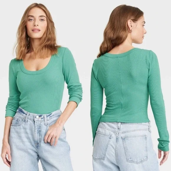 Universal Thread Top - Picture 2 of 6